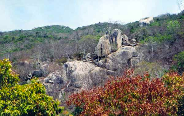 Phong cảnh núi Kỳ Vân (1)