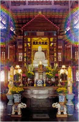 Điện Phật năm 2000
