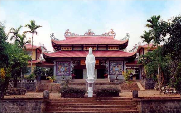 Toàn cảnh chùa năm 2001