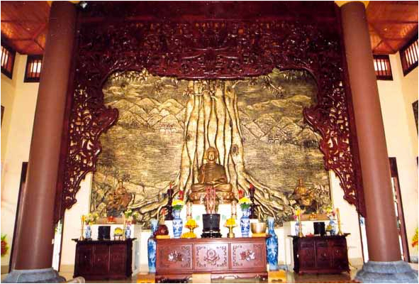 Thiền viện Trúc Lâm - điện Phật